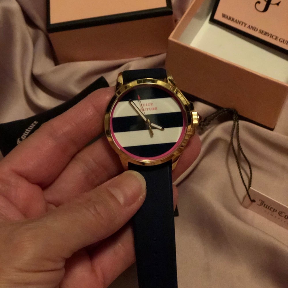 JC Watch - Picture 3 of 4
